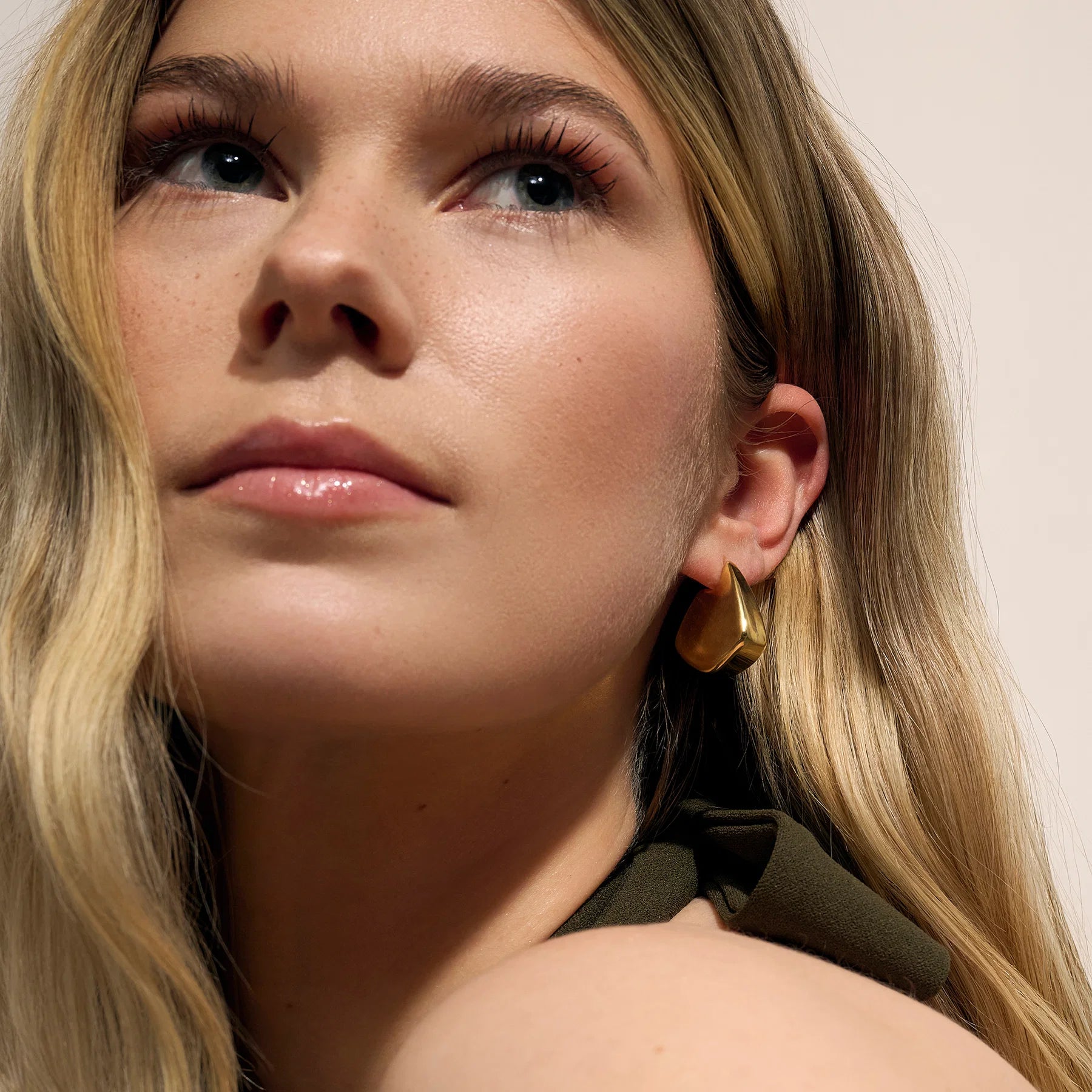 Mia Navy style earrings